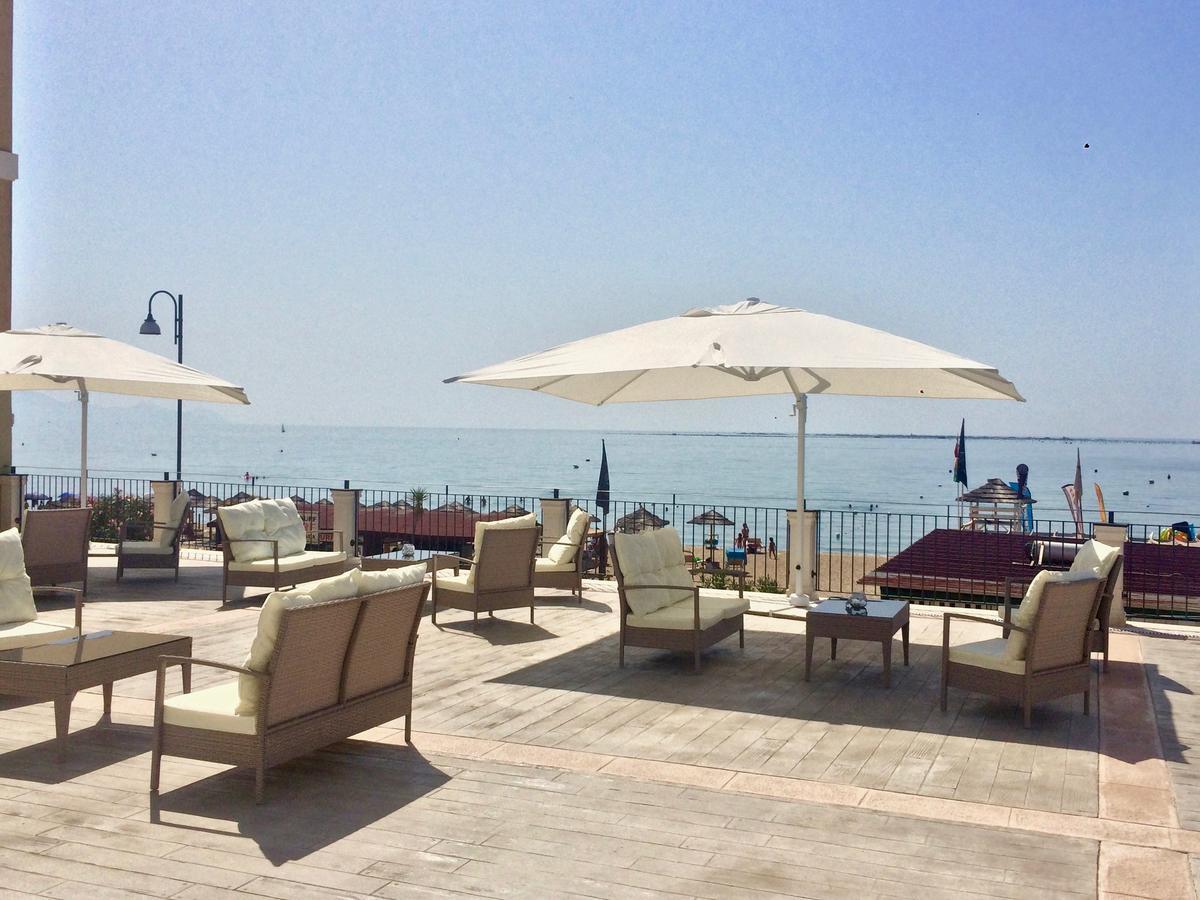 Klaton Beach Hotel Формія Екстер'єр фото