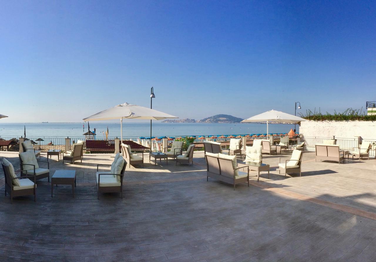 Klaton Beach Hotel Формія Екстер'єр фото