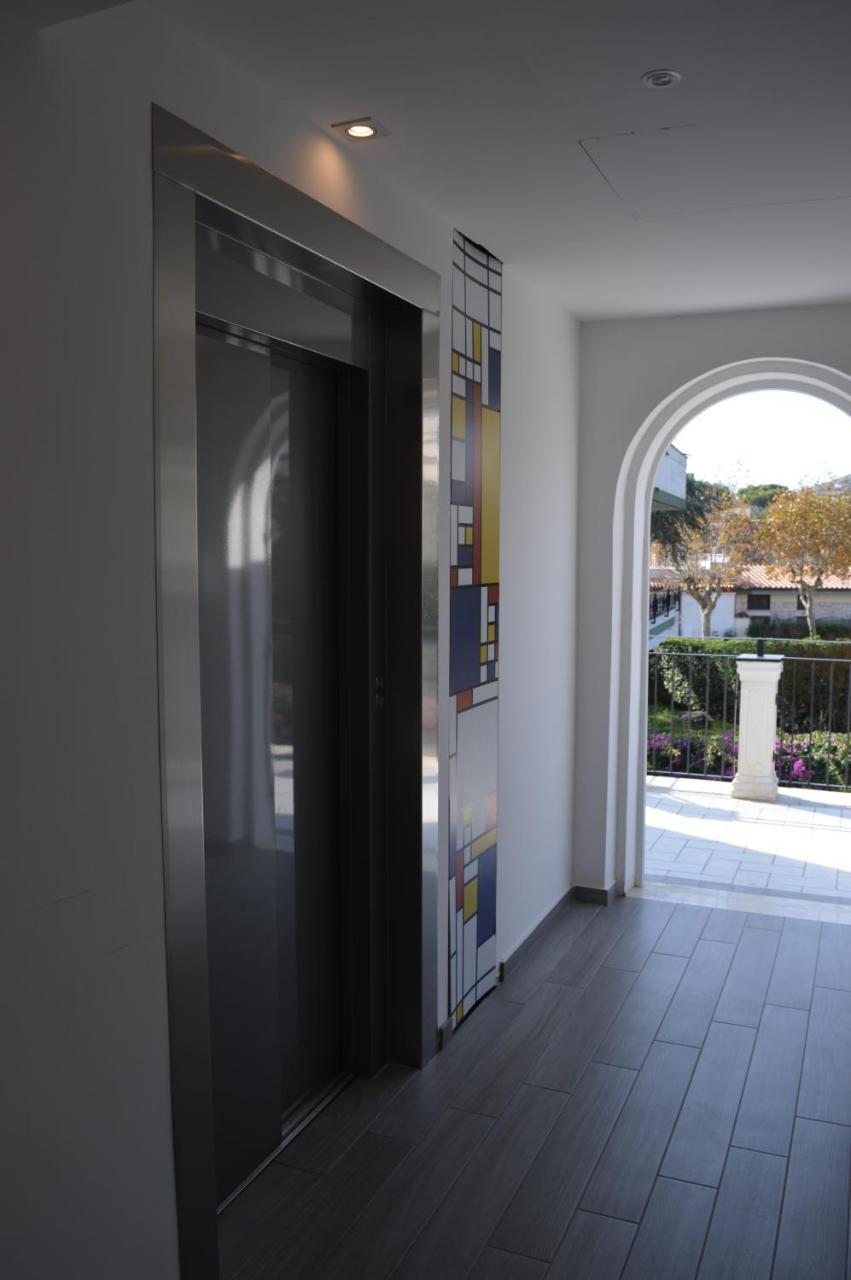 Klaton Beach Hotel Формія Екстер'єр фото